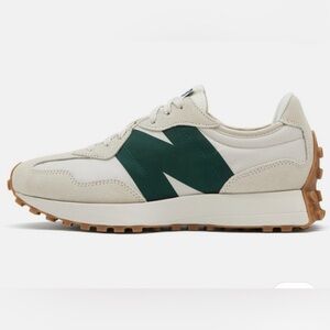 New Balance Classic 327 Sneakers